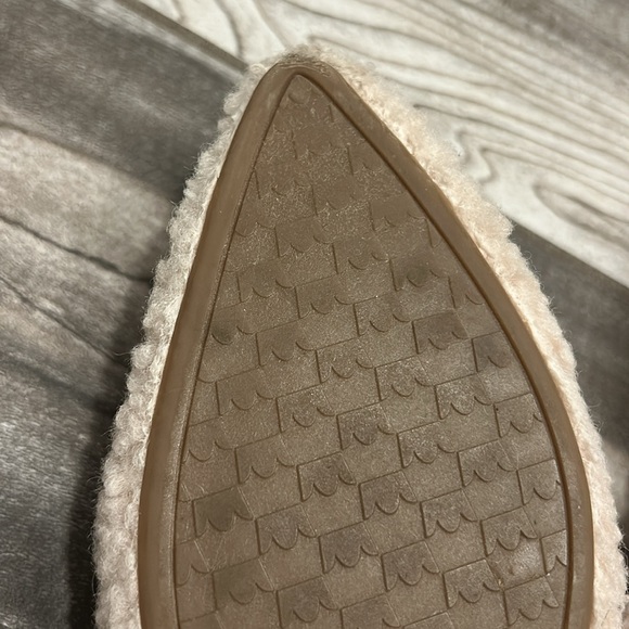 Birdies The Lark Ivory Shearling Mule - Picture 11 of 13